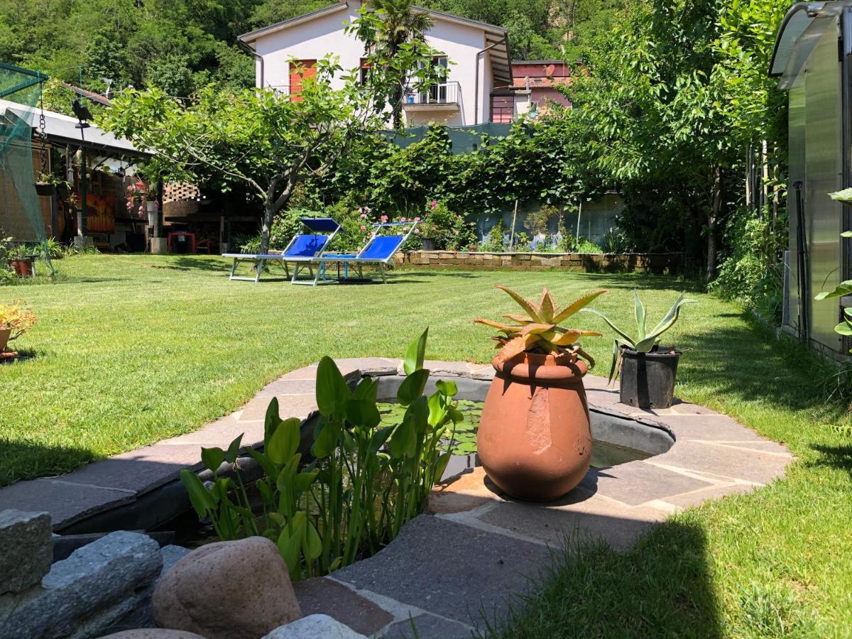 Clua Holiday House Porto Ceresio Kültér fotó